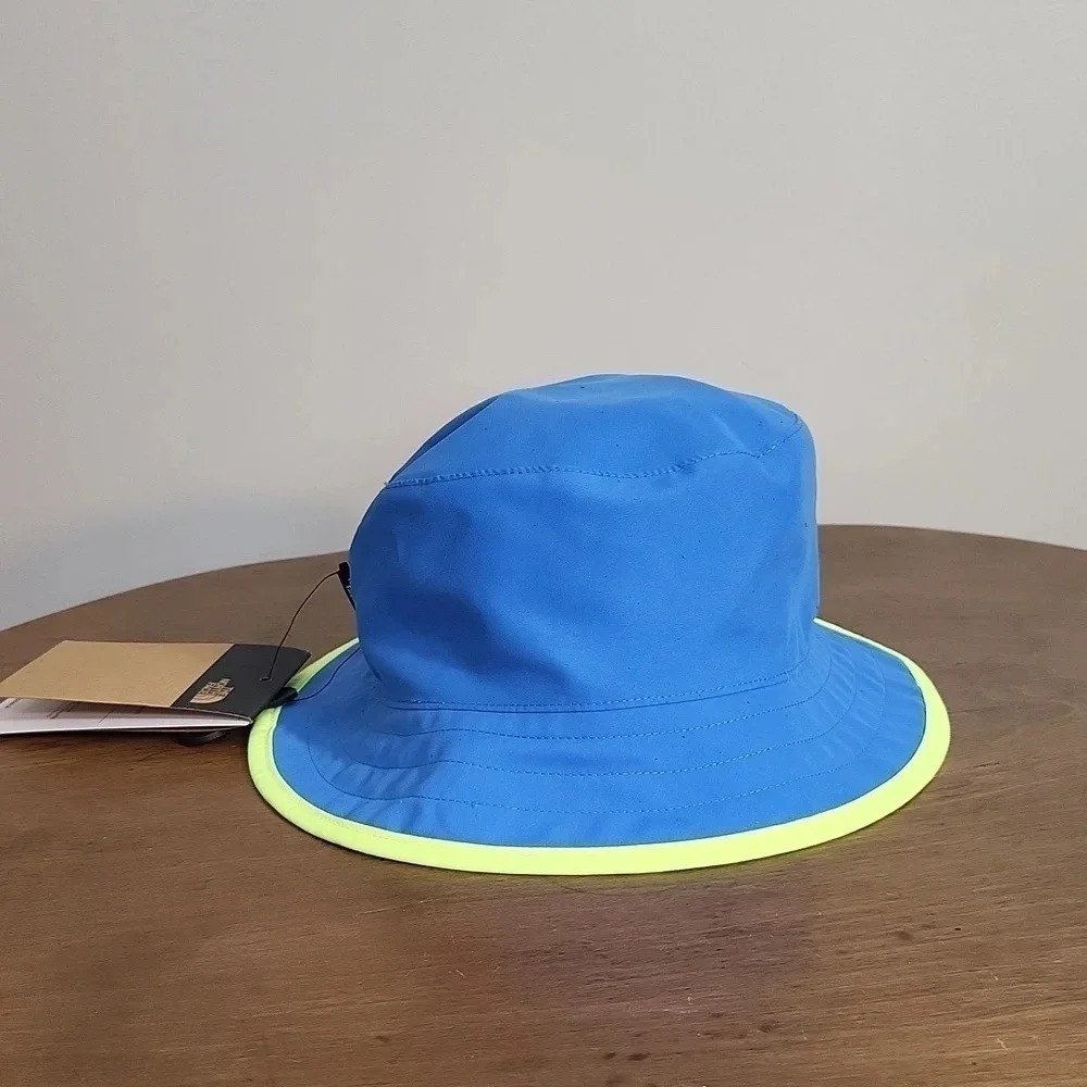 NWT Kids‎ The North Face Bucket Hat!
